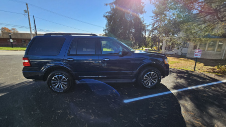 Used 2017 Ford EXPEDITION XLT SUV