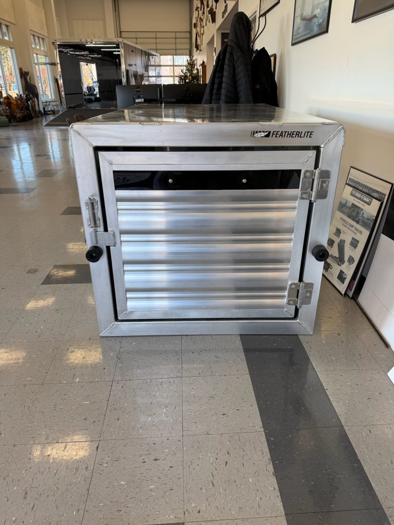 New Featherlite 3'6" x 6' Livestock Truck Box