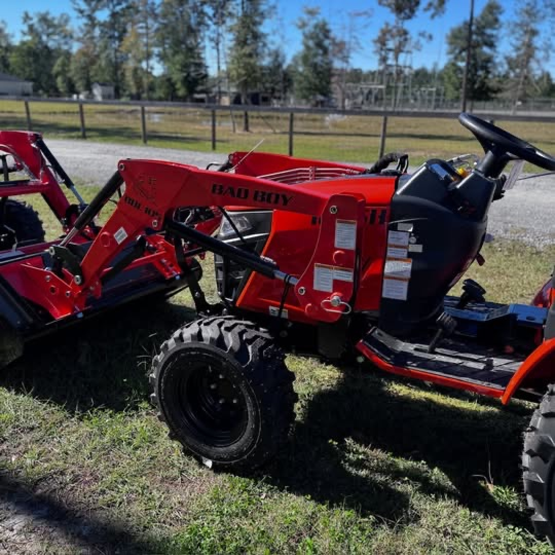 New 2026 Bad Boy BB1025HIL Tractor