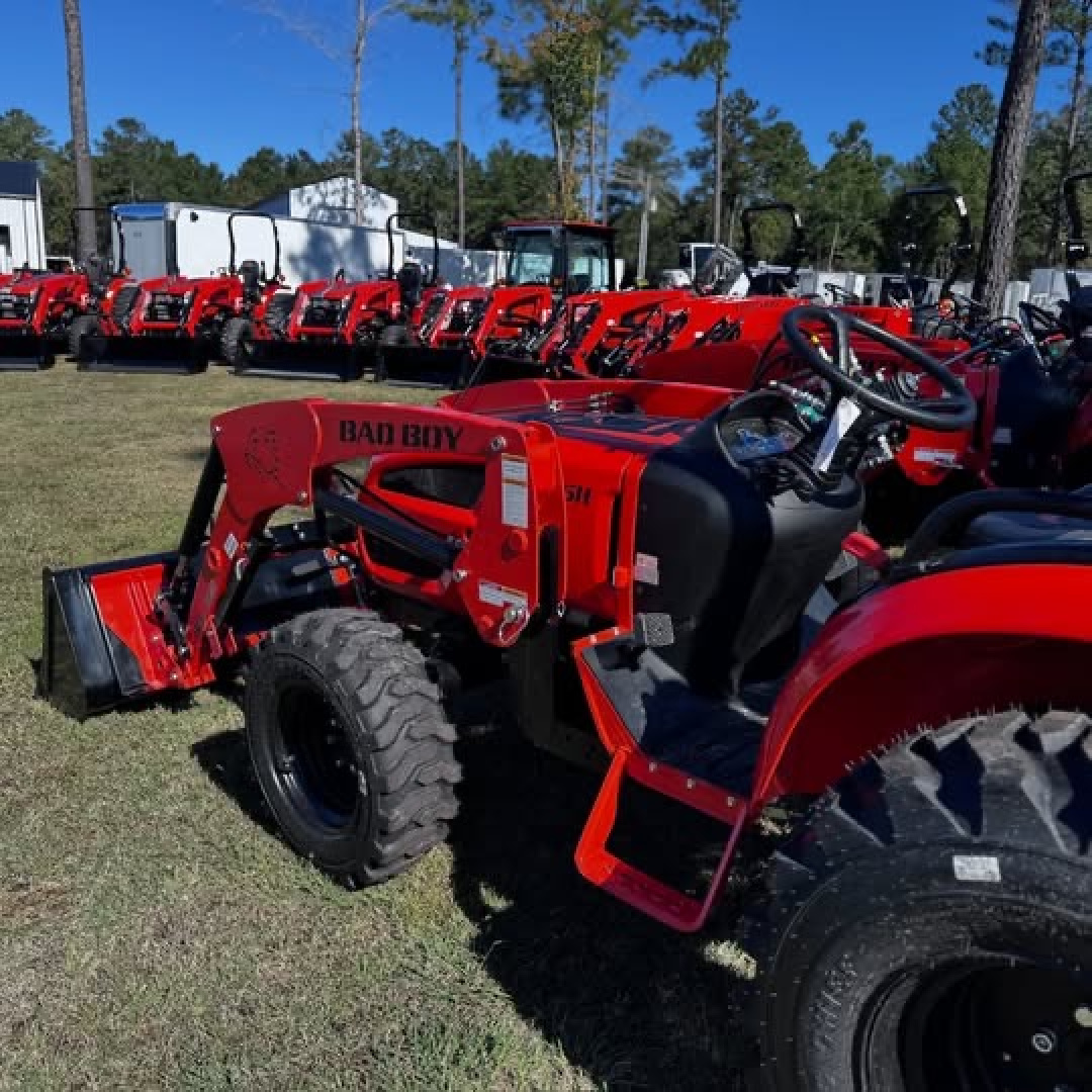 New 2026 Bad Boy BB3026HIL Tractor