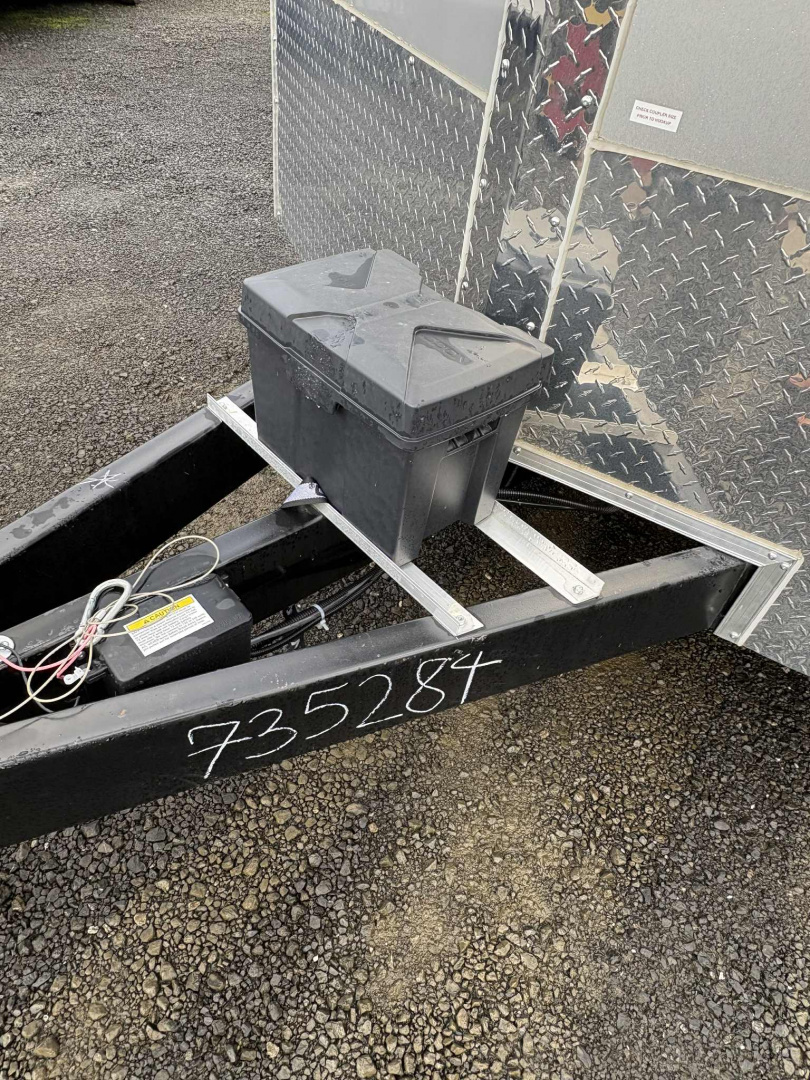 New USED 2025 CUSTOM CONSIGNMENT Continental Cargo VHW8520TA2 AIR CONDITIONER CAMPING TRAILER