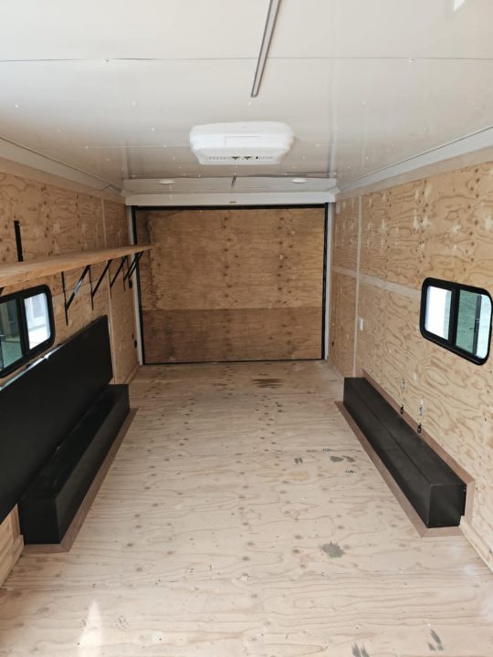 New USED SALE 2025 CUSTOM CONSIGNMENT Continental Cargo VHW8520TA2 AIR CONDITIONER CAMPING TRAILER