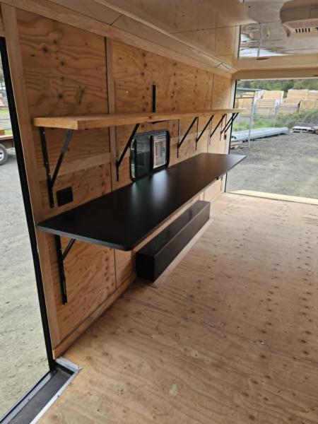 New USED SALE 2025 CUSTOM CONSIGNMENT Continental Cargo VHW8520TA2 AIR CONDITIONER CAMPING TRAILER