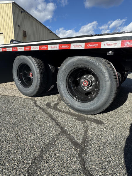 New 2026 Econoline 102"X22'+5' Deckover Trailer