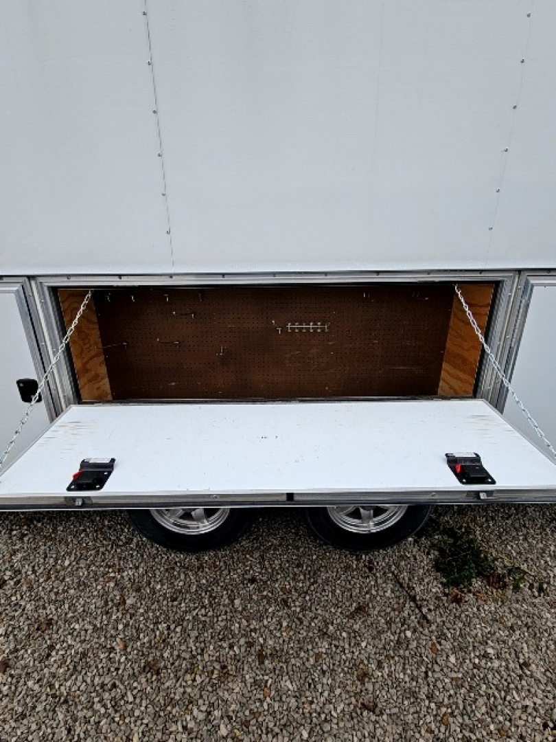 Used 2021 UNITED TRAILERS 8.5 x 16 10K UXT Contractor Enclosed Trailer