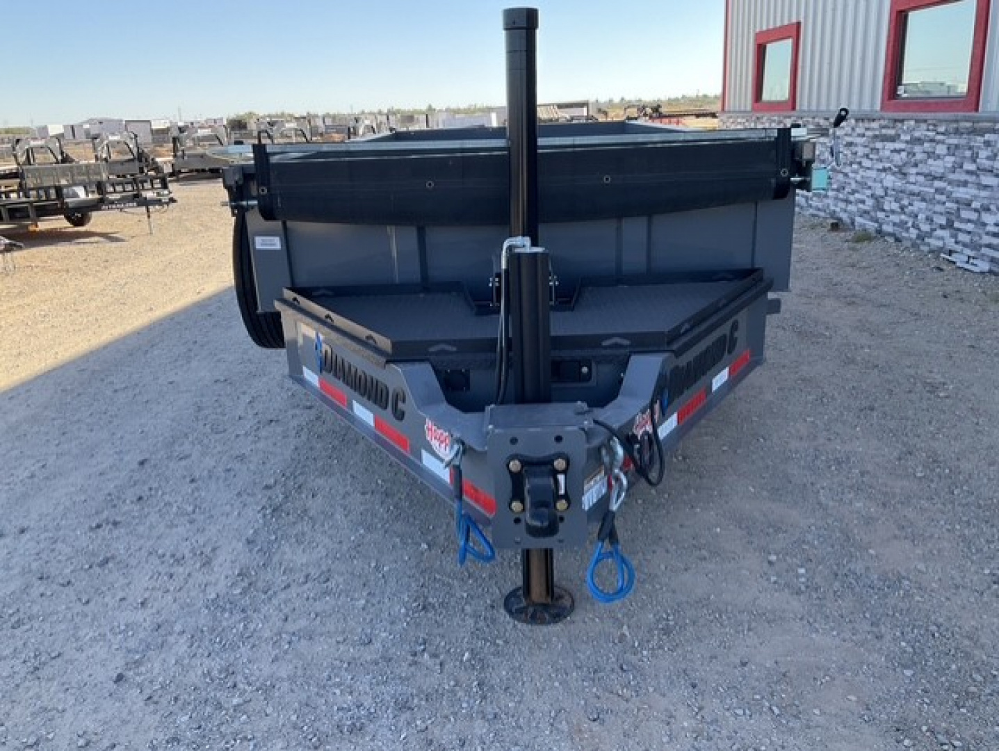 New 2025 Diamond C 82"x14' BP Low Profile Telescopic Dump w/ 24" Sides- LPT210