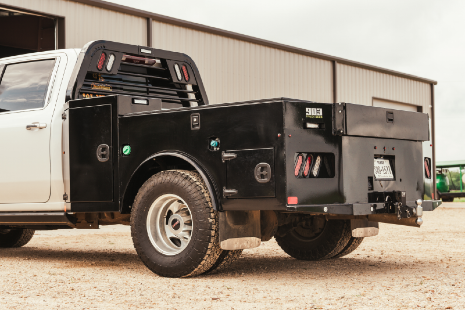 New 2025 903 Truck Beds Cabinet Body with Gooseneck Service Bodies
