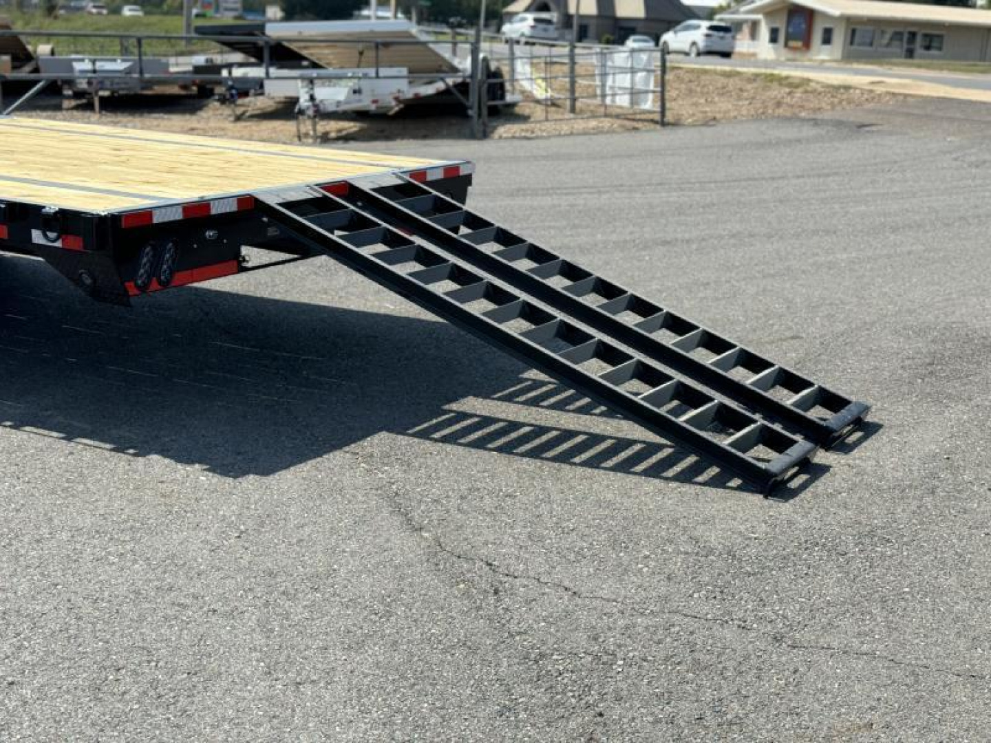 New 2025 Load Trail GP 102X40 GOOSENECK STRAIGHT DECK AIR RIDE  Flatbed Trailer