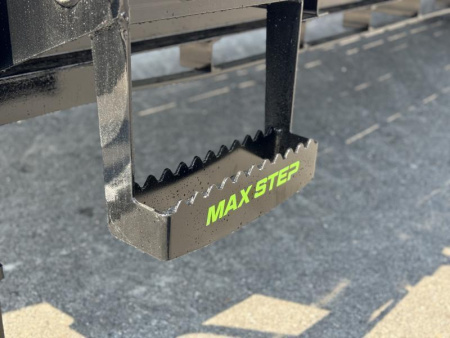 New 2025 Load Trail GP 102X40 GOOSENECK STRAIGHT DECK AIR RIDE  Flatbed Trailer