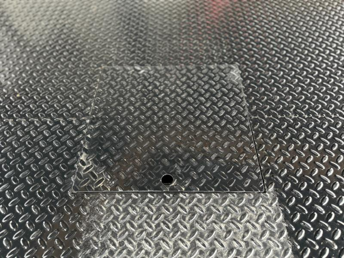 New 2025 903 Truck Beds 2000-C GM SINGLE WHEEL LONG WHEEL BASE 84W x 8.5ft L x 56 CTA x 42 RUNNERS Flat Decks