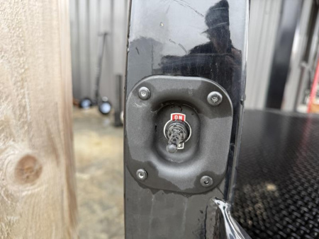 New 2025 903 Truck Beds 2000-C GM SINGLE WHEEL LONG WHEEL BASE 84W x 8.5ft L x 56 CTA x 42 RUNNERS Flat Decks