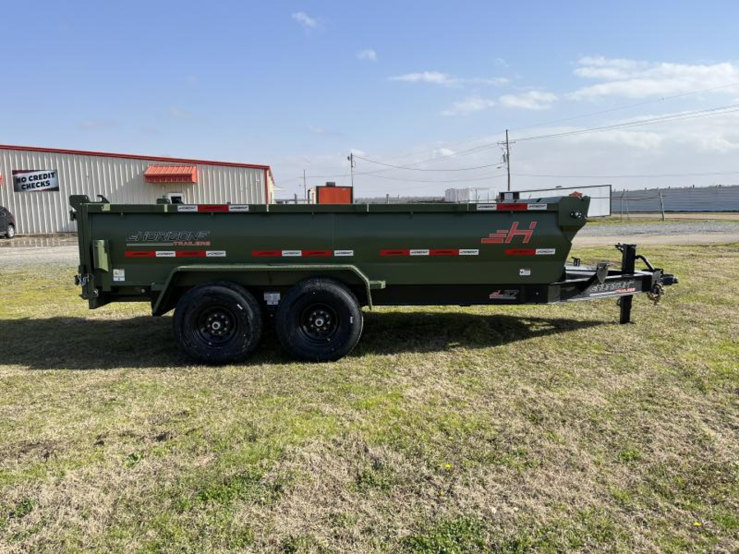New 2025 Horizon Trailers 83X14 LZ7 30'' SIDE WALLS, 7K AXLES, 14 PLYTIRES, TARP, RAMPS, SPREAD GATE Dump Trailer