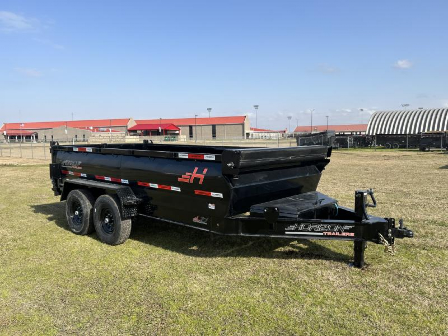 New 2025 Horizon Trailers 83X14 LZ7 30'' SIDE WALLS, 7K AXLES, 14 PLYTIRES, TARP, RAMPS, SPREAD GATE Dump Trailer