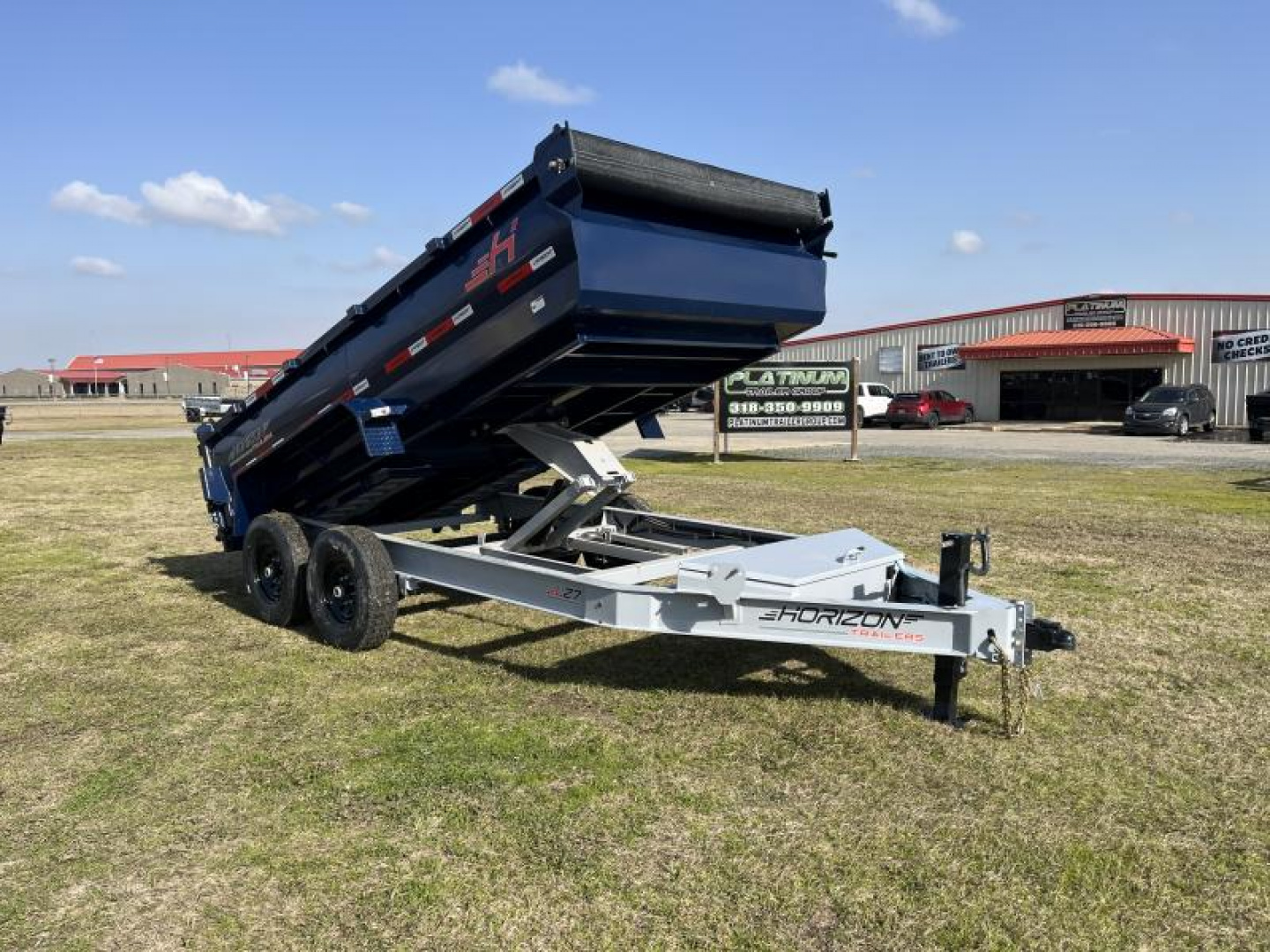 New 2025 Horizon Trailers 83X14 LZ7 30'' SIDE WALLS, 7K AXLES, 14 PLYTIRES, TARP, RAMPS, SPREAD GATE Dump Trailer