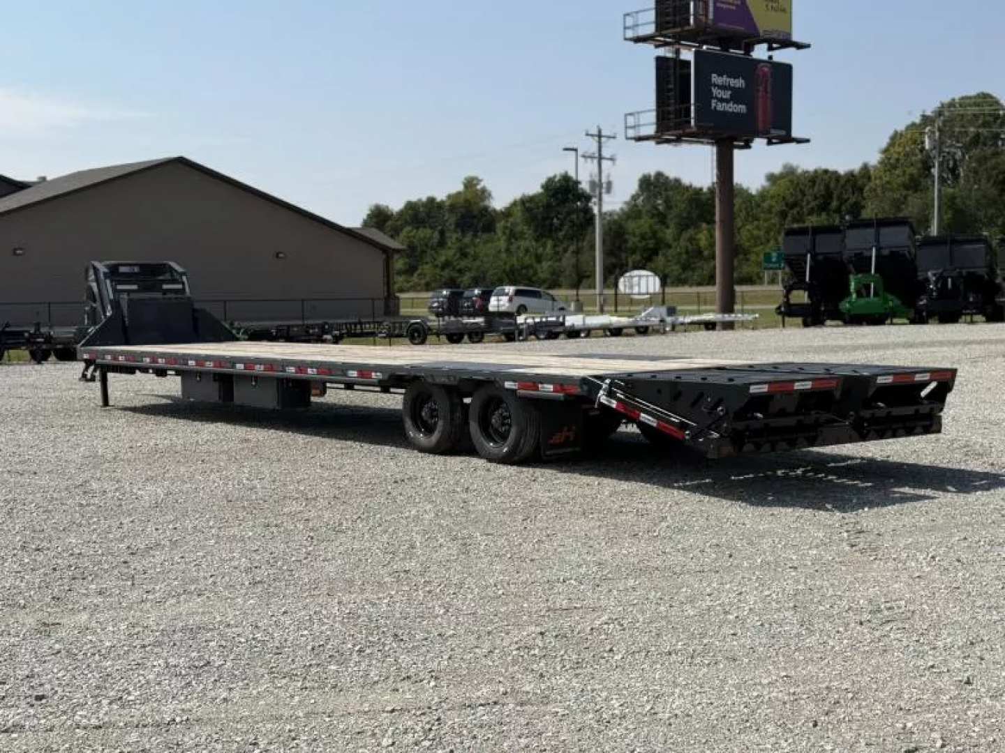 New 2025 Horizon Trailers FHZSS 102X40 GOOSENECK HOTSHOT SUPER SINGLE 10K W/SLIDE RATCHETS 25,000 GVWR Flatbed Trailer