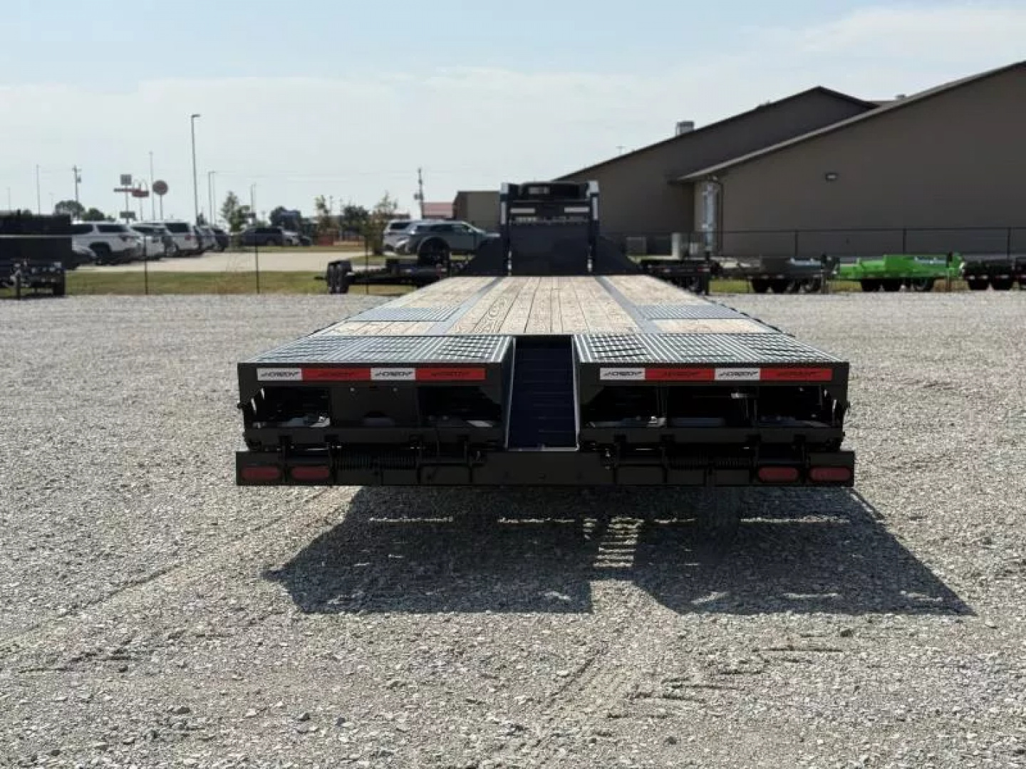 New 2025 Horizon Trailers FHZSS 102X40 GOOSENECK HOTSHOT SUPER SINGLE 10K W/SLIDE RATCHETS 25,000 GVWR Flatbed Trailer