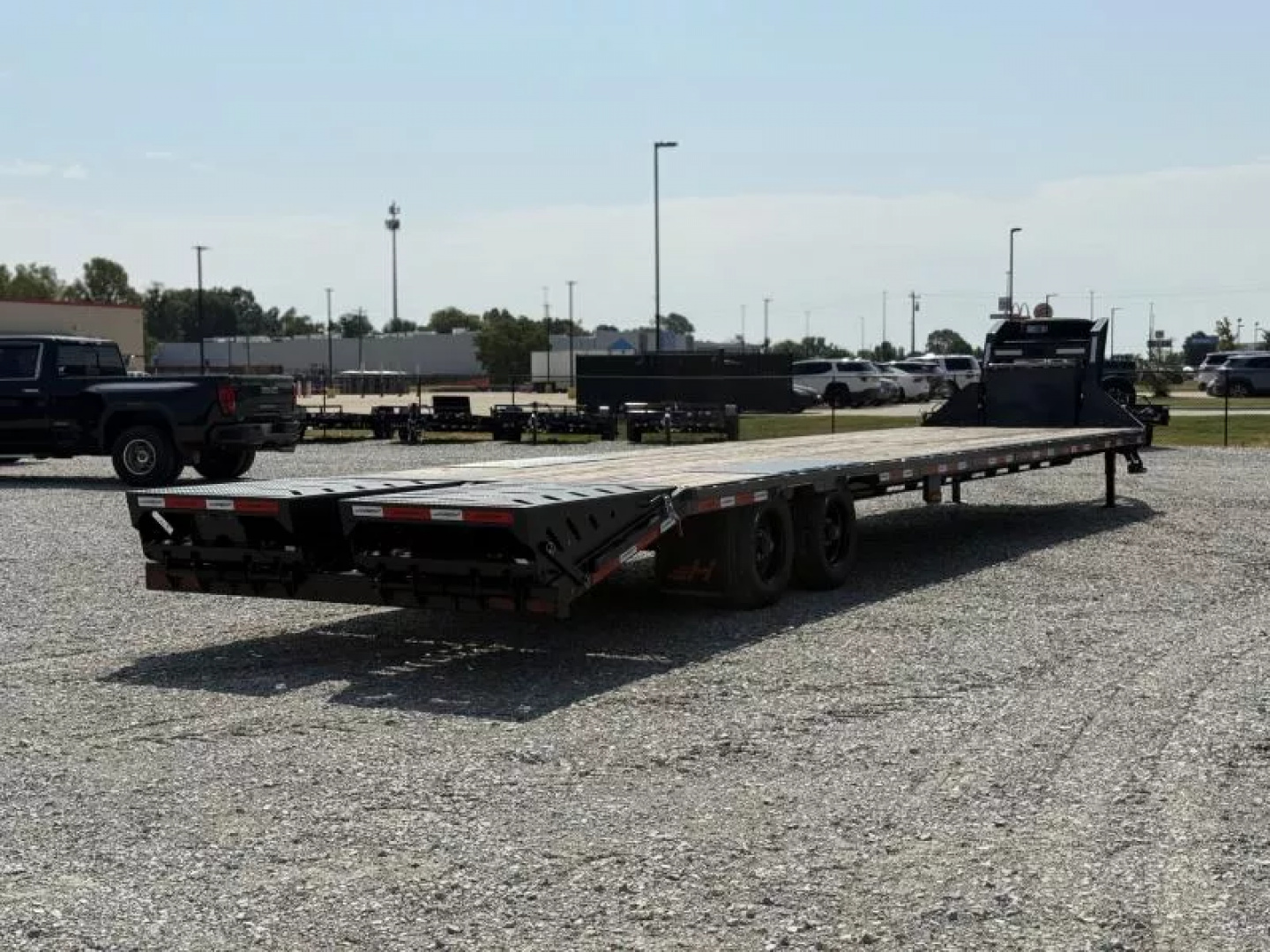 New 2025 Horizon Trailers FHZSS 102X40 GOOSENECK HOTSHOT SUPER SINGLE 10K W/SLIDE RATCHETS 25,000 GVWR Flatbed Trailer