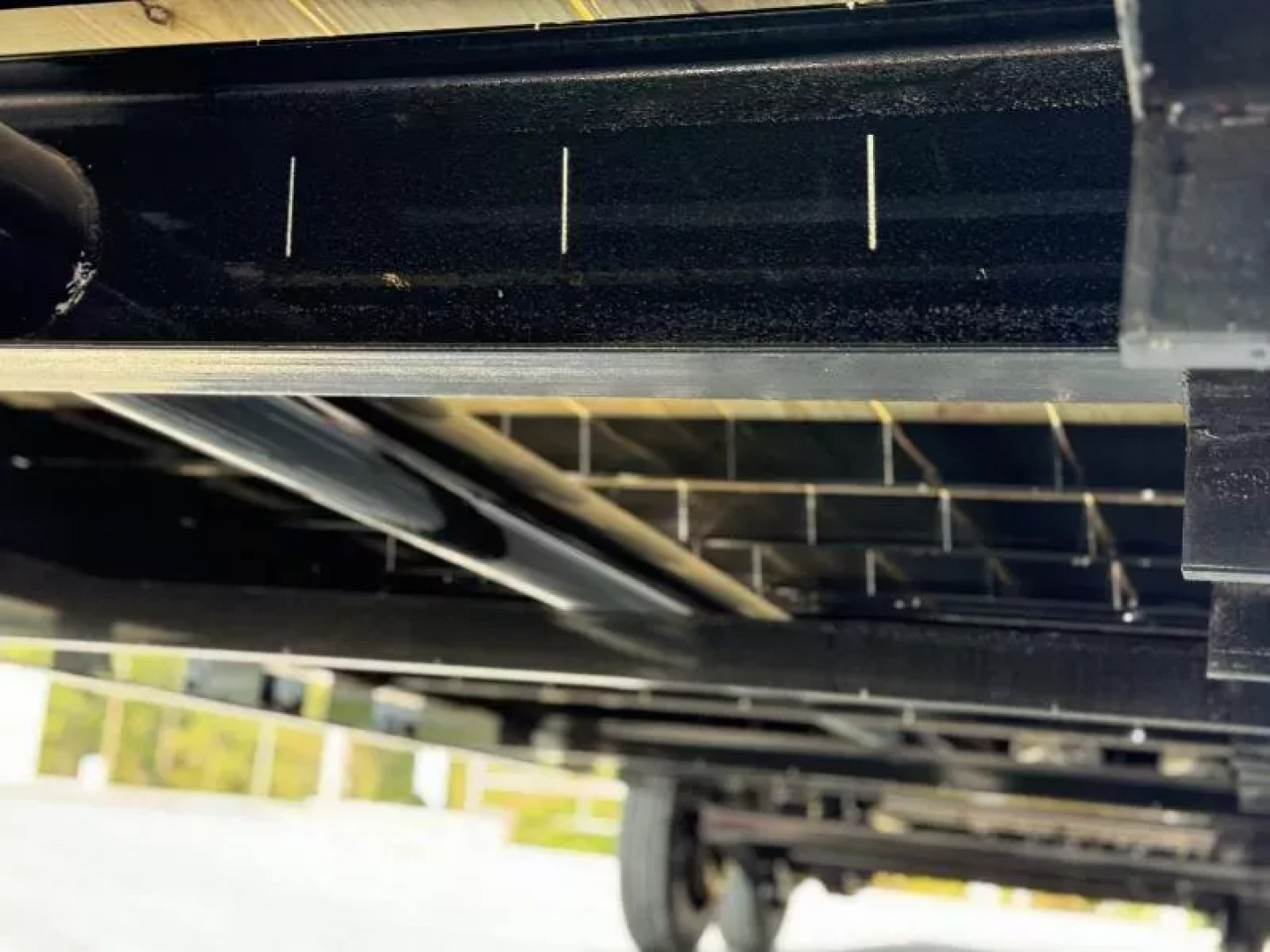 New 2025 Load Trail GP 102X40 GOOSENECK STRAIGHT DECK AIR RIDE  Flatbed Trailer