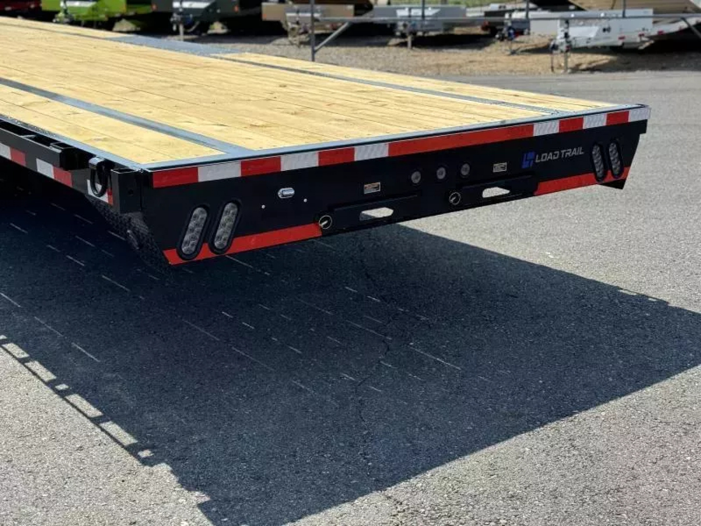 New 2025 Load Trail GP 102X40 GOOSENECK STRAIGHT DECK AIR RIDE  Flatbed Trailer