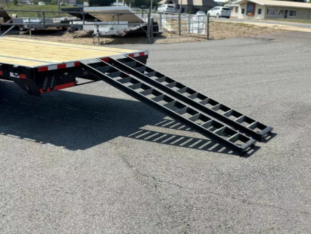 New 2025 Load Trail GP 102X40 GOOSENECK STRAIGHT DECK AIR RIDE  Flatbed Trailer