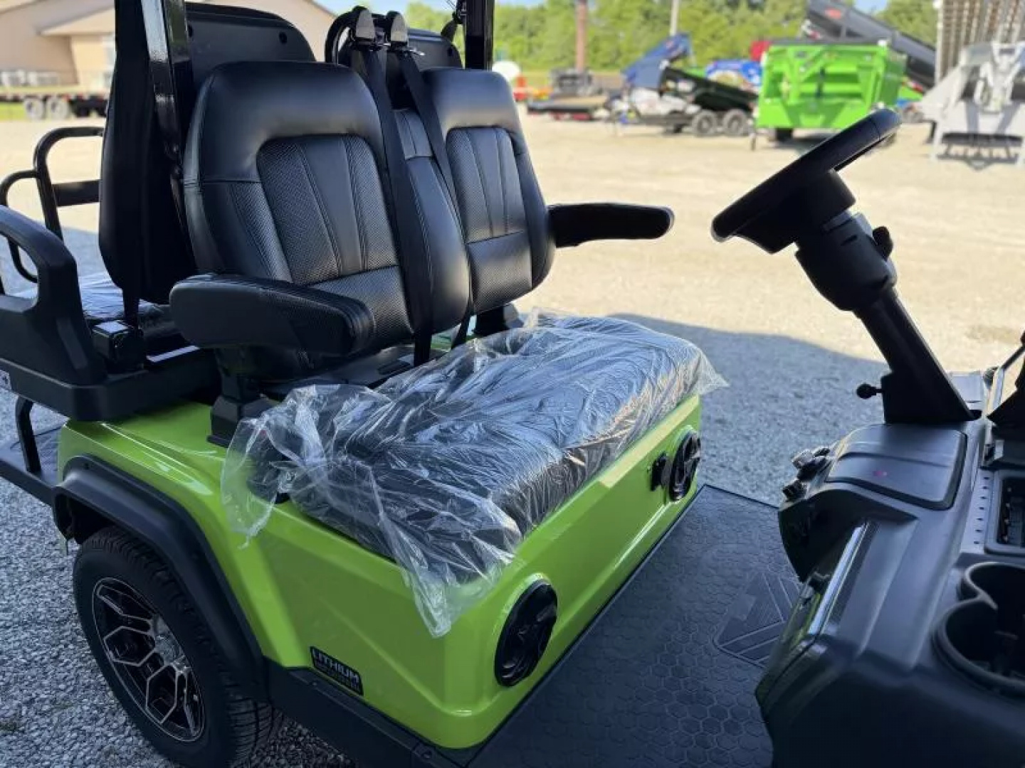 New 2025 Evolution D5 RANGER 2+2 LIME GREEN Golf Cart
