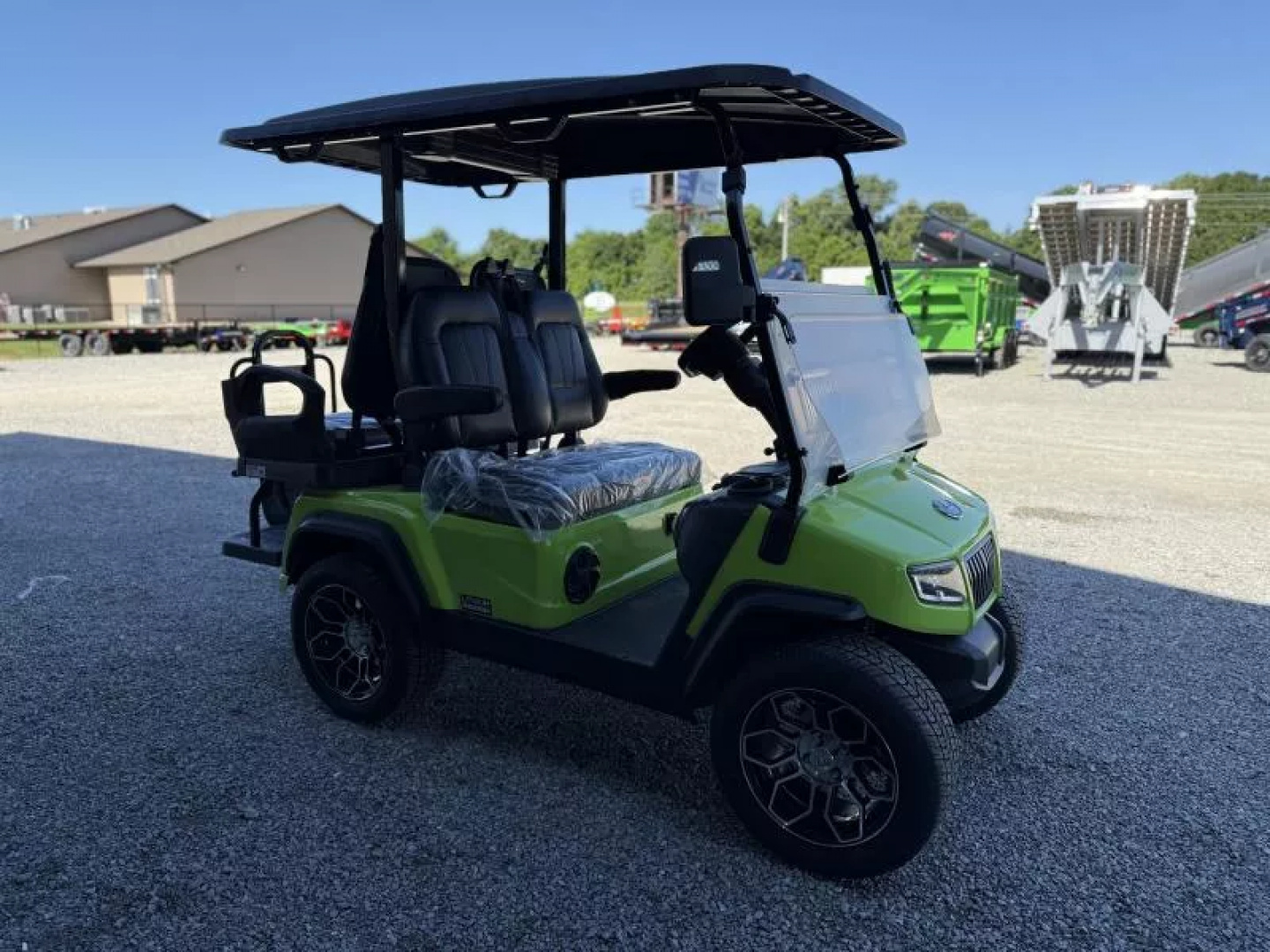 New 2025 Evolution D5 RANGER 2+2 LIME GREEN Golf Cart
