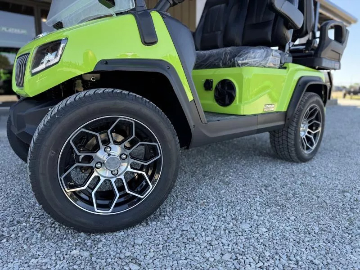 New 2025 Evolution D5 RANGER 2+2 LIME GREEN Golf Cart