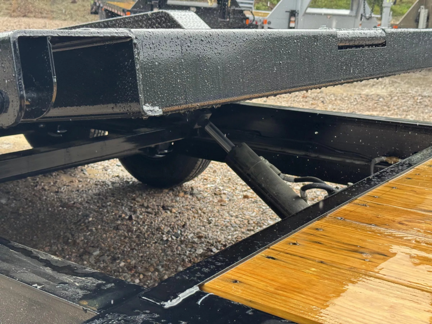 New 2025 Load Trail GN 83x22 GOOSENECK TILT N GO 14K GVWR Tilt Trailer