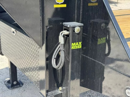 New 2025 Load Trail GL 102X36 HYDRAULIC DOVETAIL 10' CLEATED DOVE 25.9K GVWR HYDRAULIC JACKS  Flatbed Trailer