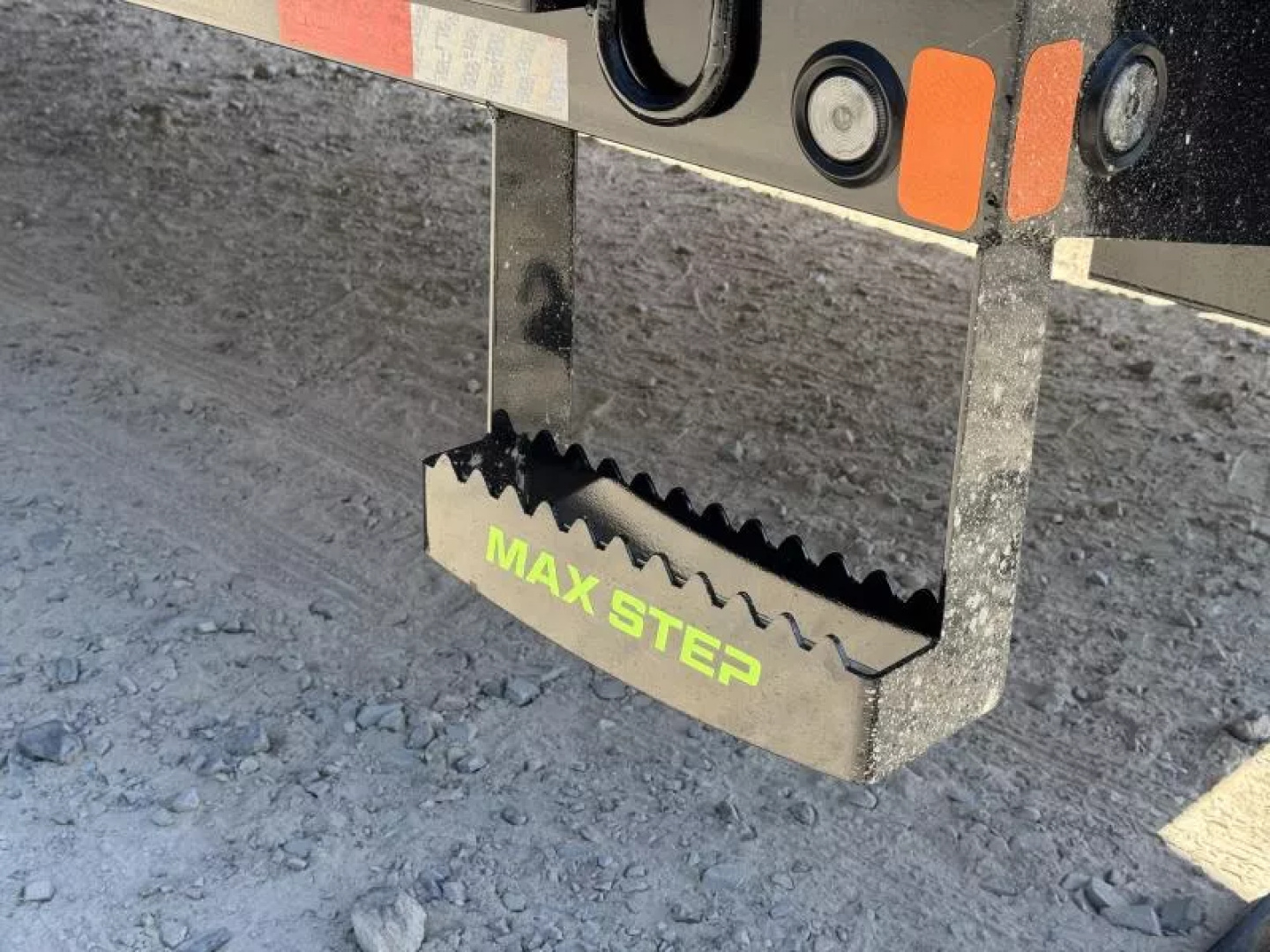 New 2026 Load Trail GP 102X27+5 12K AXLES 25.9K GVWR Flatbed Trailer