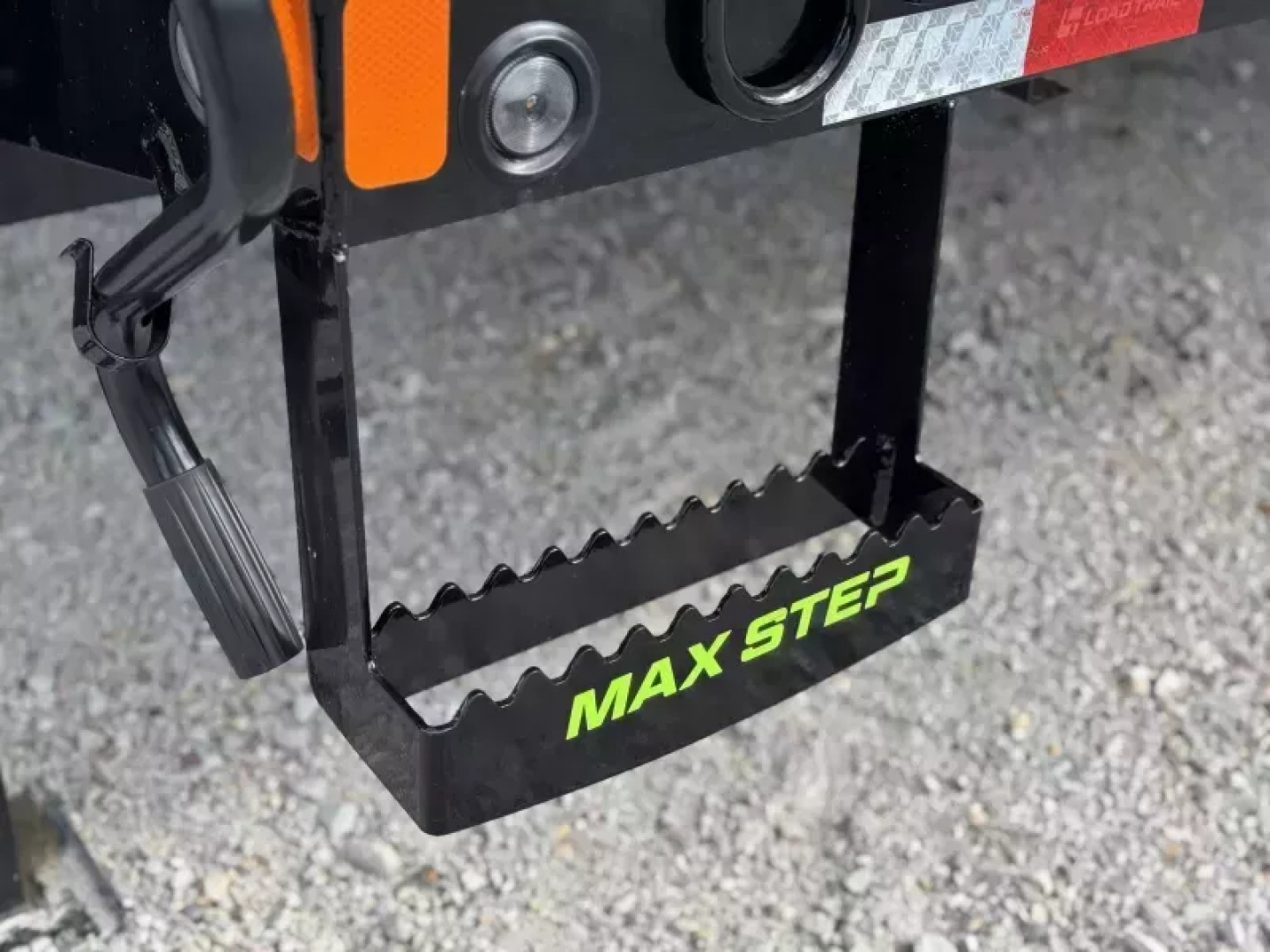 New 2025 Load Trail 102x32  Deckover Trailer W/Max Ramps