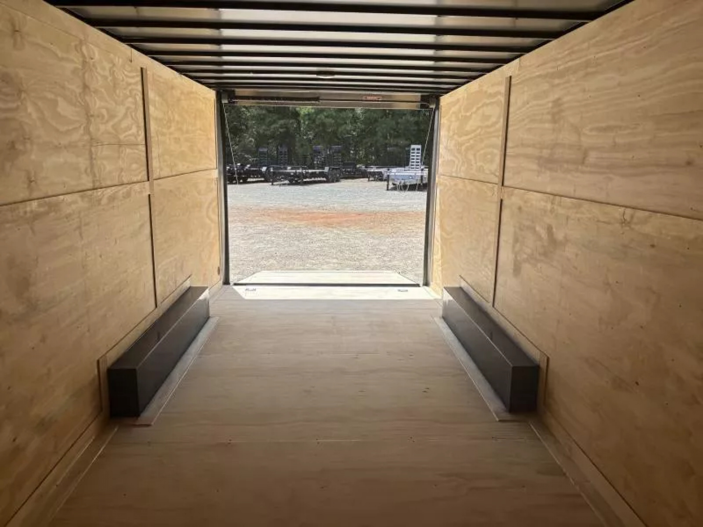 New 2026 DIAMOND CARGO 8.5X20 9,990 GVWR 0.080 POLYCORE