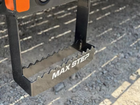 New 2026 Load Trail GL 102X32 GOOSENECK HYDRAULIC DOVE AND JACKS 14 PLY 25900 GVWR 12' DOVETAIL WIRELESS REMOTE GL Flatbed Trailer