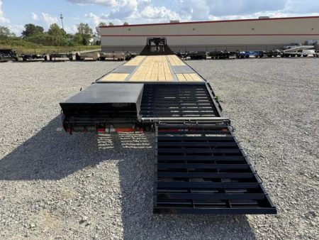 New 2025 Load Trail GP 102x40 Tandem Low-Pro Gooseneck w/Under Frame Bridge & Pipe Bridge Deckover Flatbed Trailer 25,900 GVWR