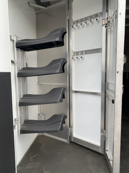 Used 2019 Sundowner Horizon 8021 GRS 4 Horse Trailer