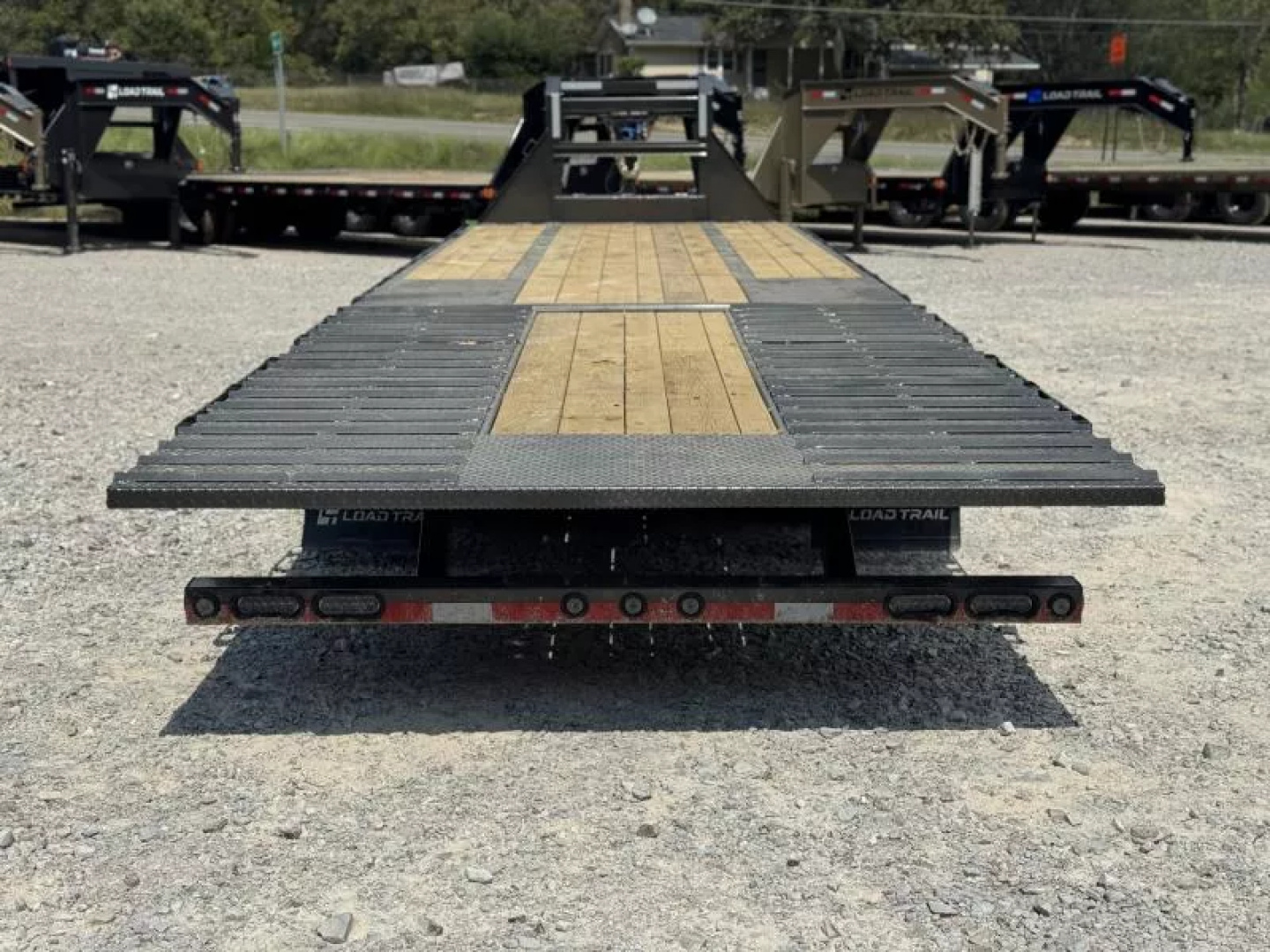 New 2026 Load Trail GL 102X32 GOOSENECK HYDRAULIC DOVE GL AND JACKS 14 PLY 30K GVWR Flatbed Trailer