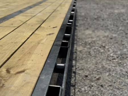 New 2026 Load Trail GL 102X32 GOOSENECK HYDRAULIC DOVE GL AND JACKS 14 PLY 30K GVWR Flatbed Trailer