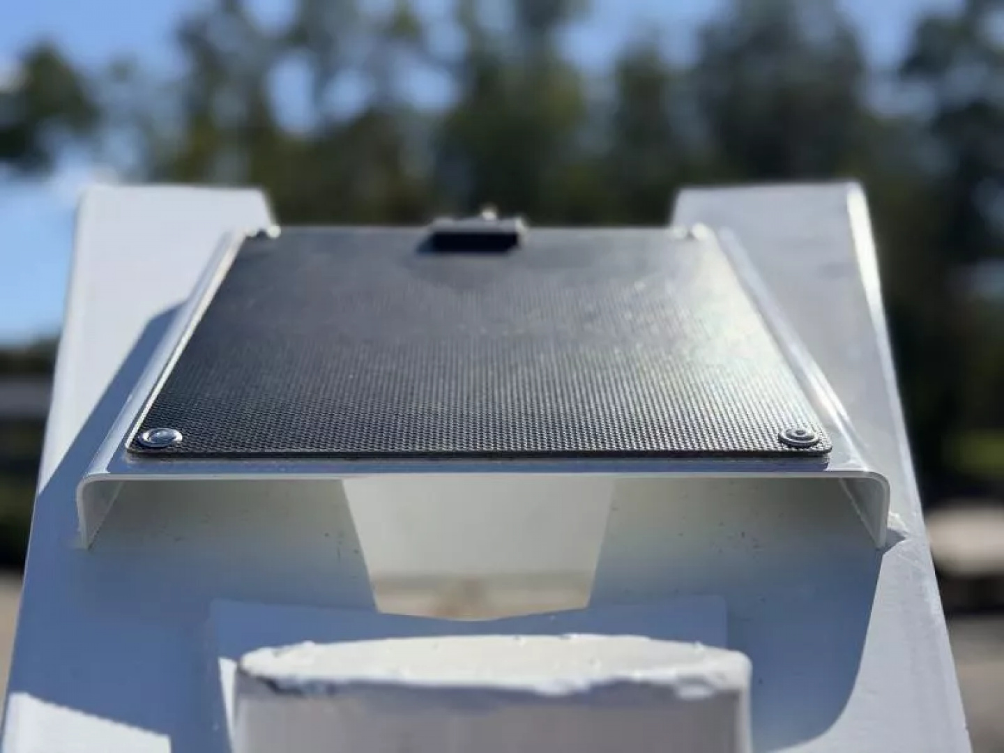 New 2026 Load Trail GL 102X32 HYDRAULIC DOVETAIL GL 25900 GVWR 12' CLEATED DOVETAIL  Flatbed Trailer