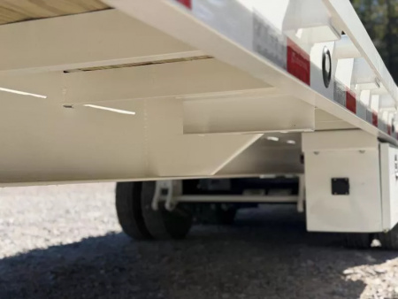 New 2026 Load Trail GL 102X32 HYDRAULIC DOVETAIL GL 25900 GVWR 12' CLEATED DOVETAIL  Flatbed Trailer