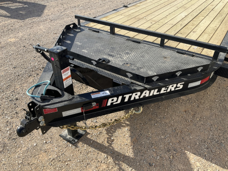 New 2026 PJ 83''x24' BP 8" I-Beam Equipment Trailer - EV