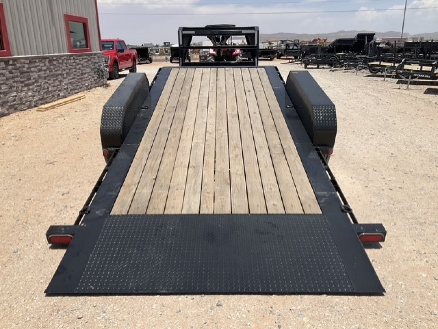New 2026 PJ 82"x24' Gooseneck HD Equipment Tilt Trailer – TJ