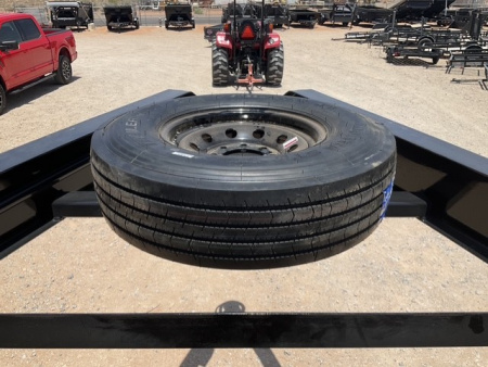 New 2026 PJ 82"x24' Gooseneck HD Equipment Tilt Trailer – TJ