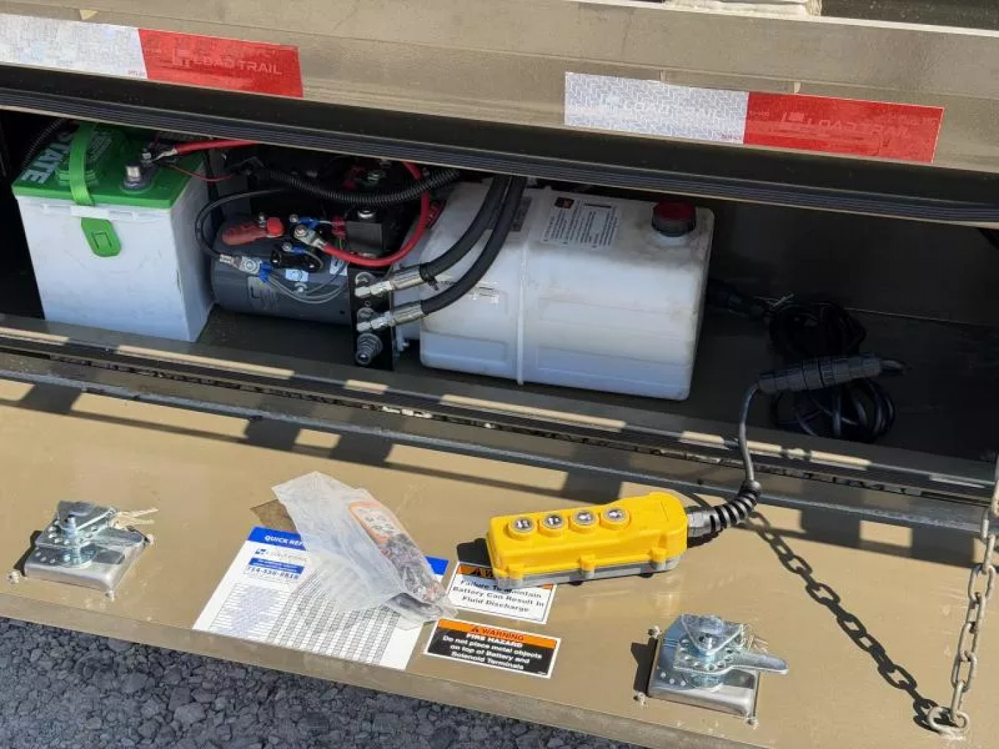 New 2026 Load Trail GL 102X32 HYDRAULIC DOVETAIL 25900 GVWR 12' CLEATED DOVETAIL Flatbed Trailer