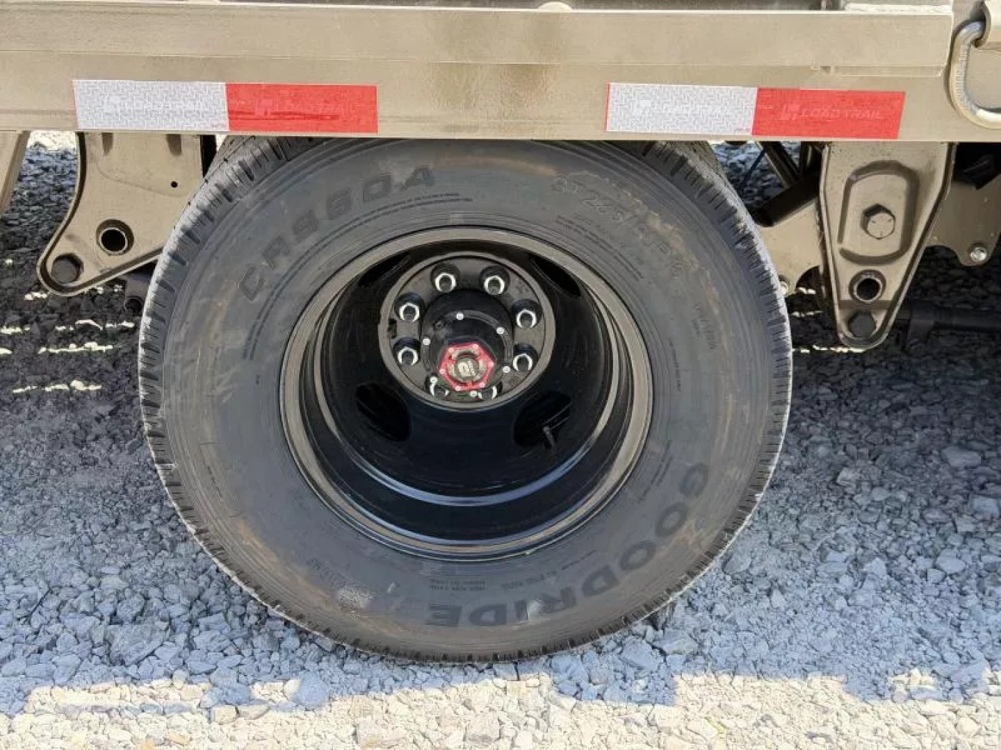 New 2026 Load Trail GL 102X32 HYDRAULIC DOVETAIL 25900 GVWR 12' CLEATED DOVETAIL Flatbed Trailer