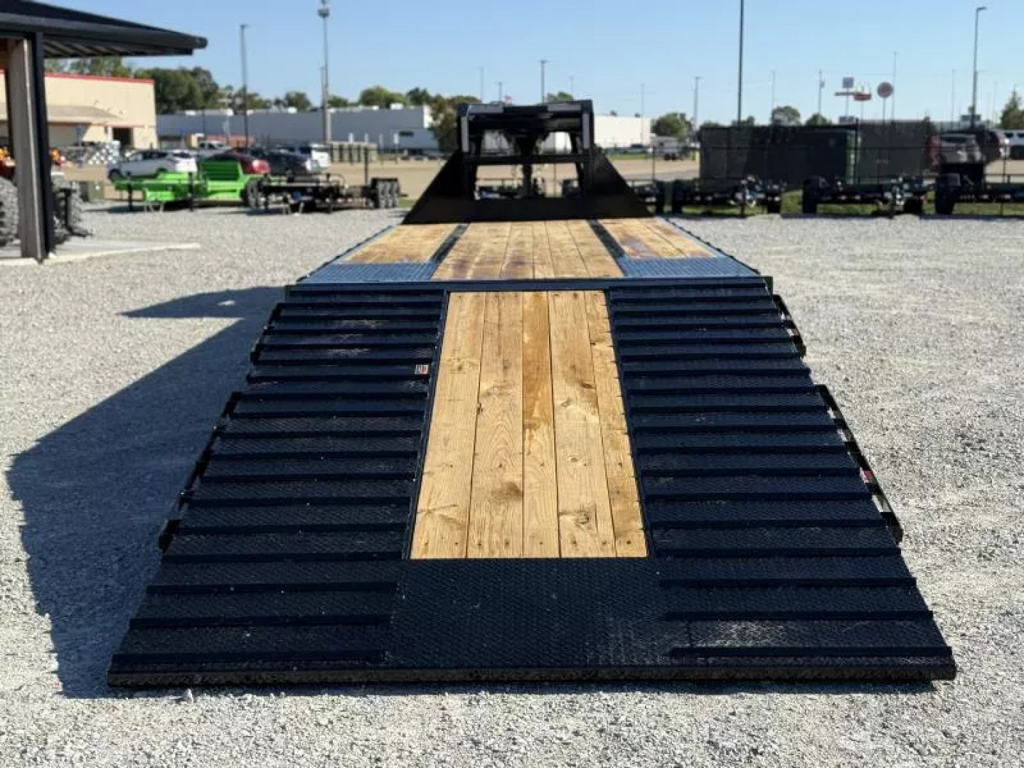 New 2026 Load Trail GL 102X32 GOOSENECK 12' HYDRAULIC DOVETAIL/JACKS 25900 GVWR Flatbed Trailer