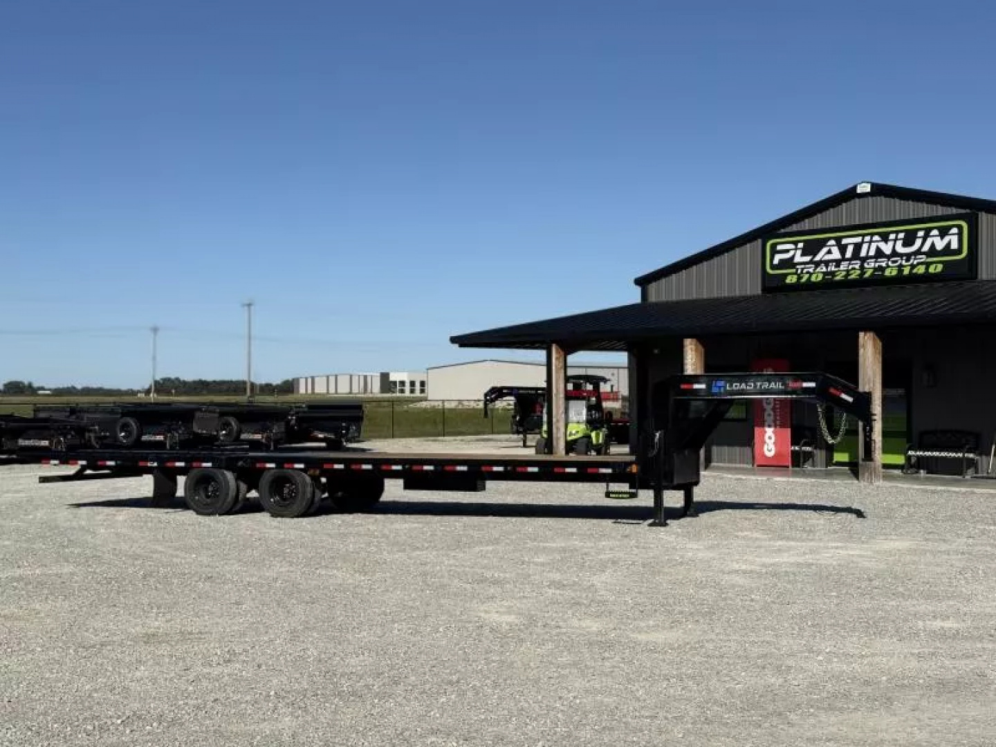 New 2026 Load Trail GL 102X32 GOOSENECK 12' HYDRAULIC DOVETAIL/JACKS 25900 GVWR Flatbed Trailer