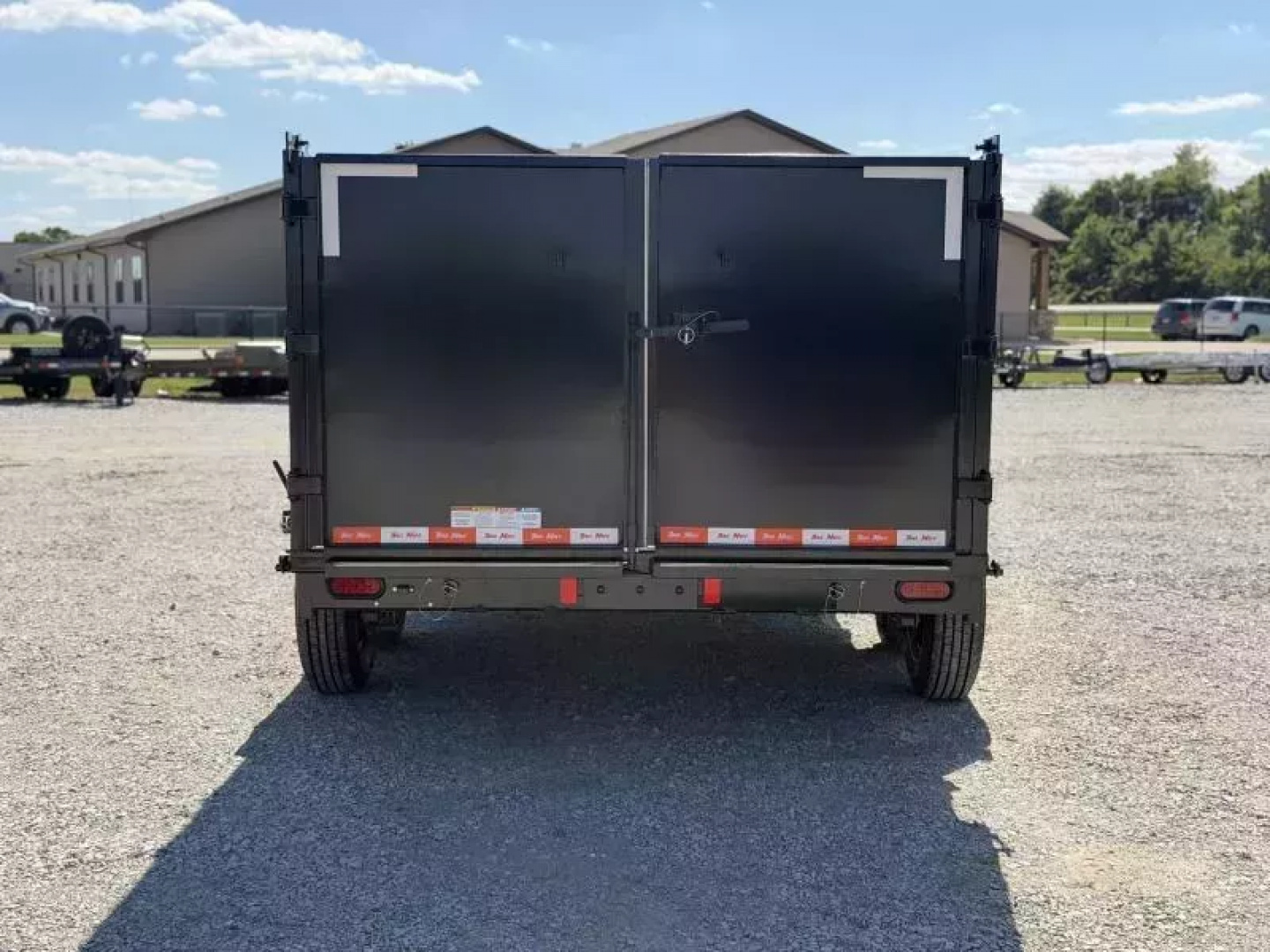New 2025 TrailMaxx Trailers 83X14 HIGH SIDE 14K GVWR GOOSENECK Dump Trailer