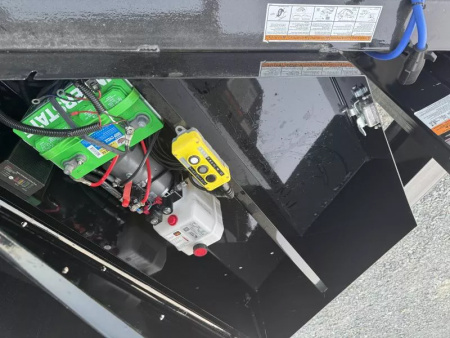 New 2026 Load Trail 83X16 DL, WITH TARP, RAMPS, SPREAD GATE Dump Trailer