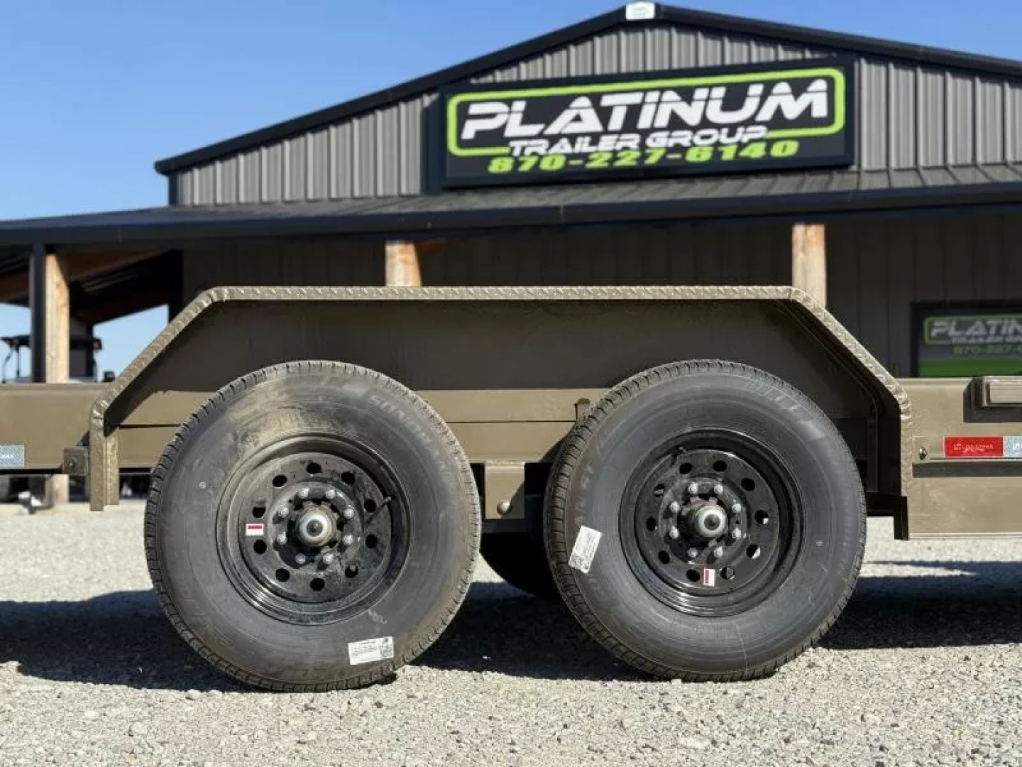 New 2026 Load Trail TG 83X24 GOOSENECK RAPID TILT W/HYDRAULIC JACKS 14K GVWR Tilt Trailer