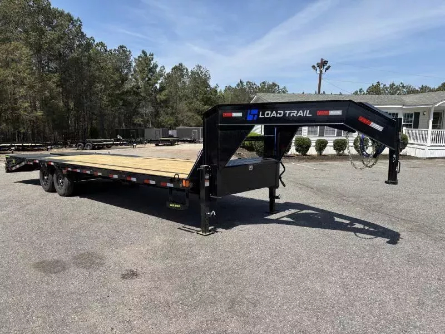 New 2025 Load Trail GP 102X30 14K GVWR MAX RAMP Deckover Trailer